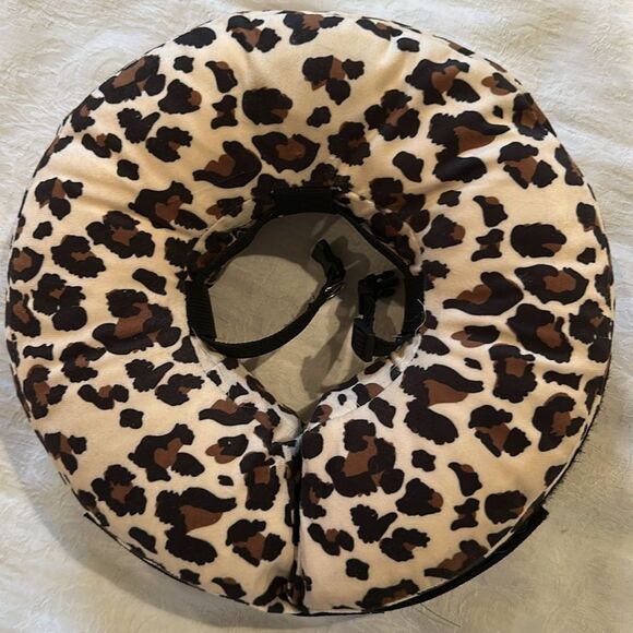 Pet Recovery Collar Cheetah Print Adjustable Comfurt Collar - Picture 2 of 7
